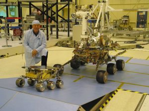 Uno dei rover MER durante la sua costruzione al Jet Propulsion laboratory